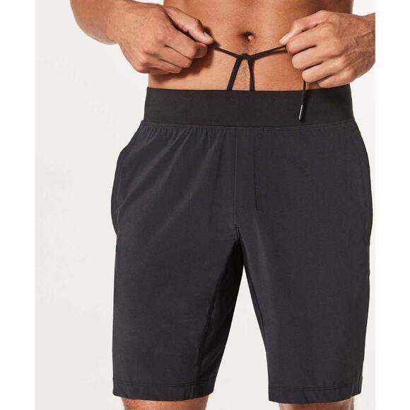 Lululemon T.H.E. Short Linerless 9" Men XXL Black Los Angeles Clippers Gym Run - Picture 2 of 14